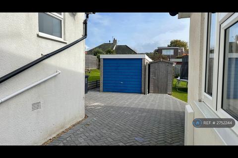 3 bedroom semi-detached house to rent, Glenfalls Avenue, Brighton, BN1