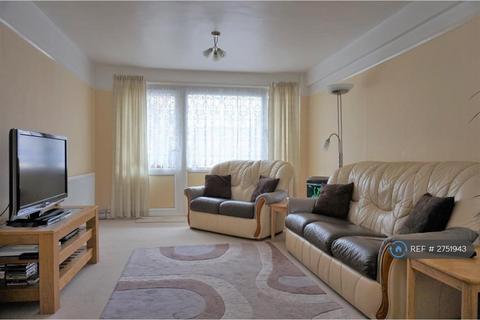 undefined, St. Andrews Court, Gravesend, DA12