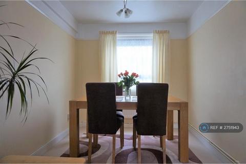 undefined, St. Andrews Court, Gravesend, DA12