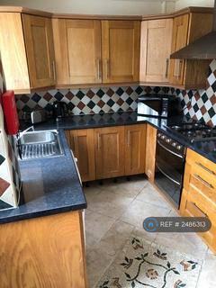 3 bedroom terraced house to rent, Deercote, Telford, TF3