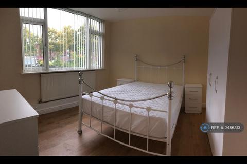 3 bedroom terraced house to rent, Deercote, Telford, TF3