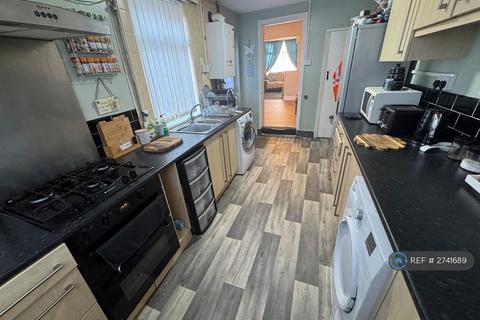 3 bedroom terraced house to rent, Alexandra Road, Wellingborough, NN8