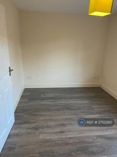 2 bedroom flat to rent, Bushey, Bushey, WD23