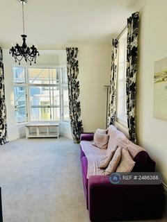4 bedroom flat to rent, College Road, Brighton, BN2