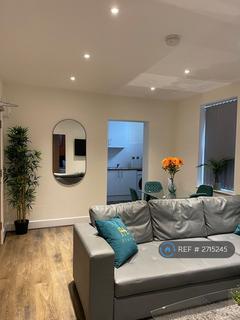 2 bedroom flat to rent, Morley, Leeds, LS29