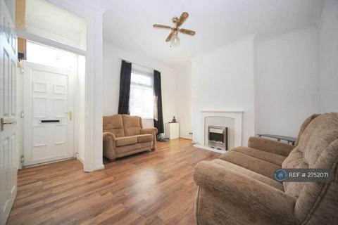 3 bedroom terraced house to rent, Vine Street, Wigan, WN1