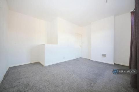 3 bedroom terraced house to rent, Vine Street, Wigan, WN1