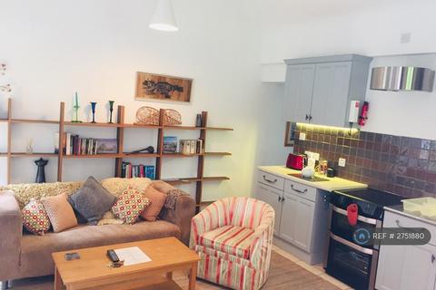 undefined, Peregrine Hall, Lostwithiel, PL22