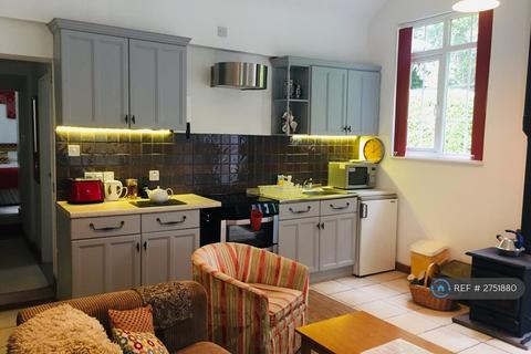 undefined, Peregrine Hall, Lostwithiel, PL22