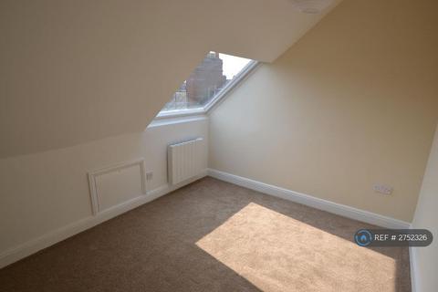 1 bedroom flat to rent, Cross Road, Leicester, LE2