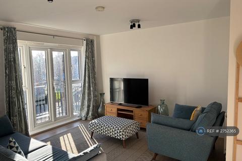 2 bedroom flat to rent, Damson House, London, SW16