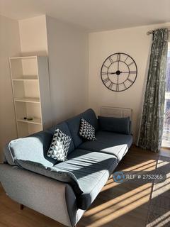 2 bedroom flat to rent, Damson House, London, SW16