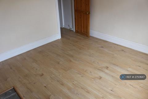3 bedroom terraced house to rent, Cundy Street, Sheffield, S6