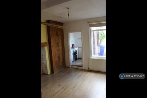3 bedroom terraced house to rent, Cundy Street, Sheffield, S6