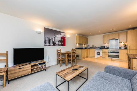 2 bedroom flat to rent, Flagstaff Court, Canterbury CT1