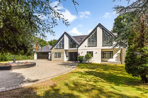 undefined, Portsmouth Road, Horndean