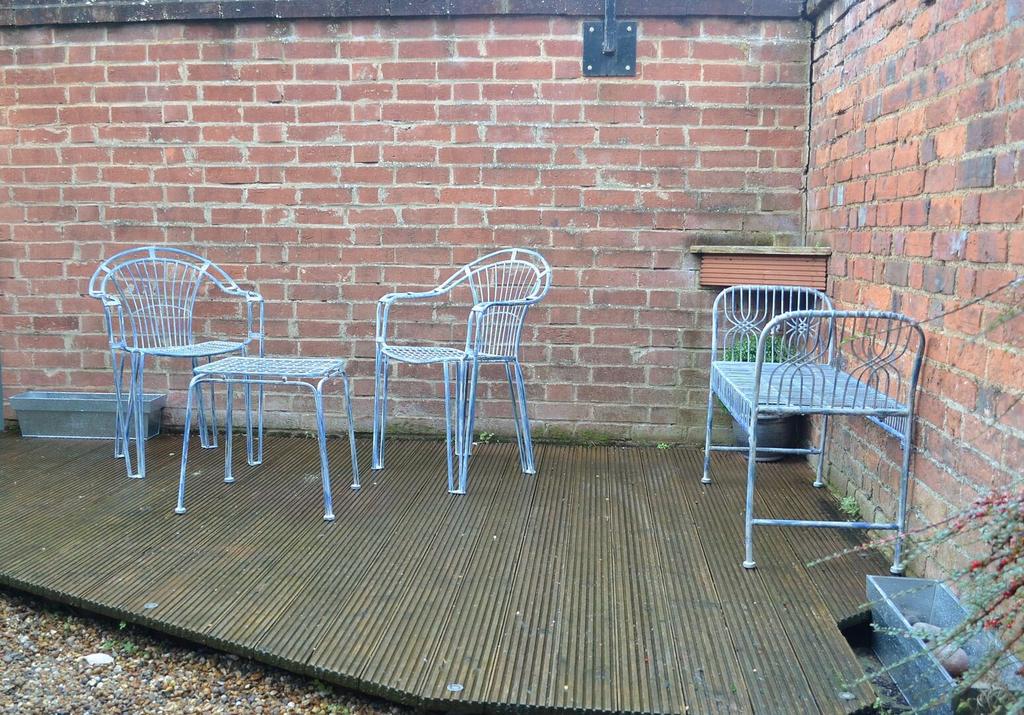 Courtyard Garden