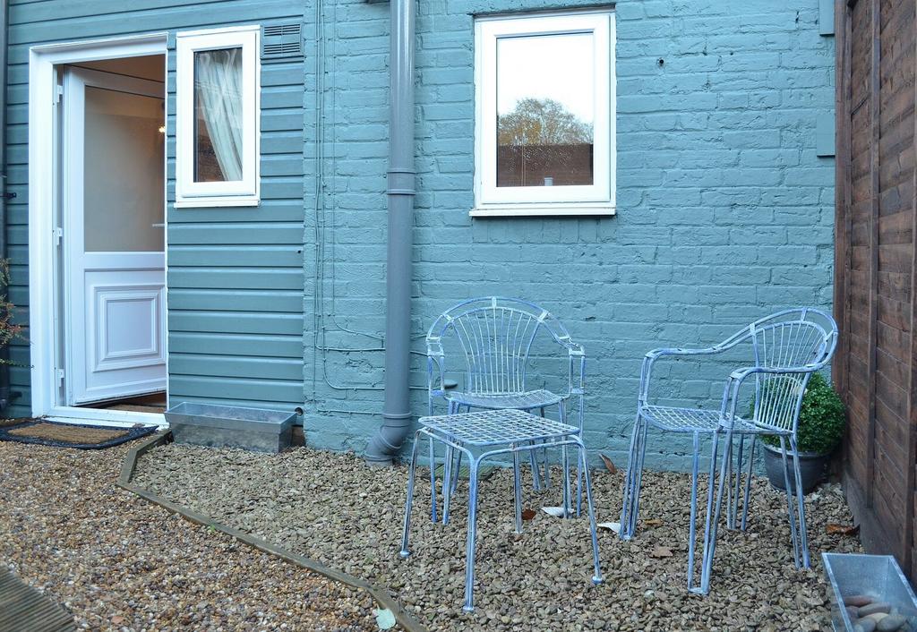 Courtyard Garden