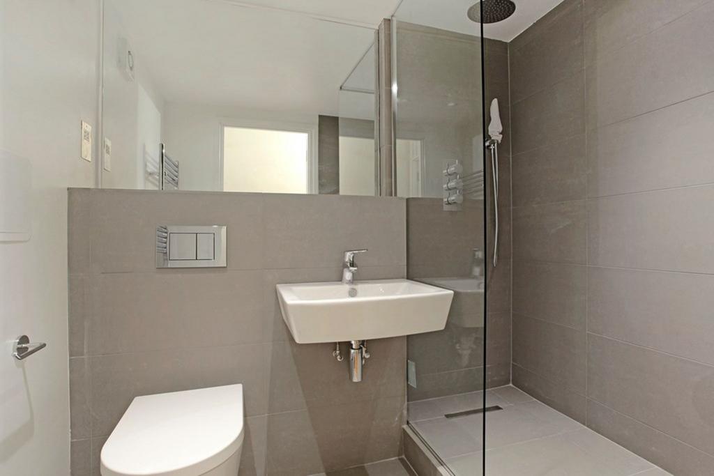 Bathroom (example)
