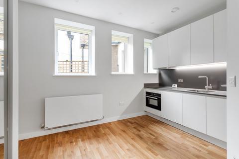 undefined, Flat 15 27 Cedar Road