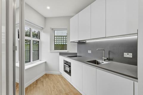 undefined, Flat 15 27 Cedar Road