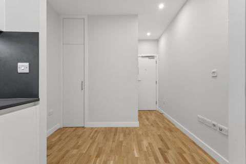 undefined, Flat 15 27 Cedar Road