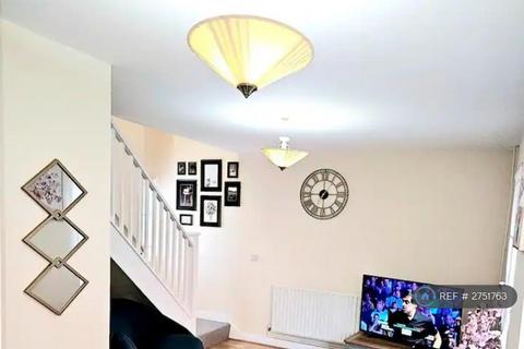 2 bedroom semi-detached house to rent, Thornfield Square, Long Eaton, Nottingham, NG10
