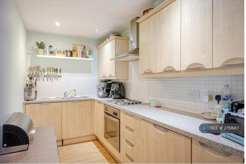 2 bedroom flat to rent, Hadham Road, Bishop's Stortford, CM23