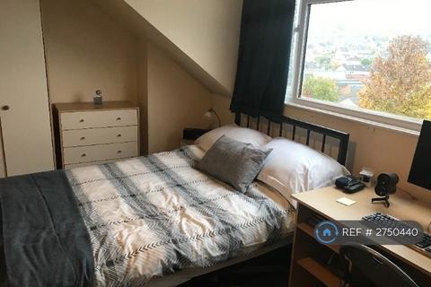 5 bedroom terraced house to rent, Claude Avenue, Bath, BA2