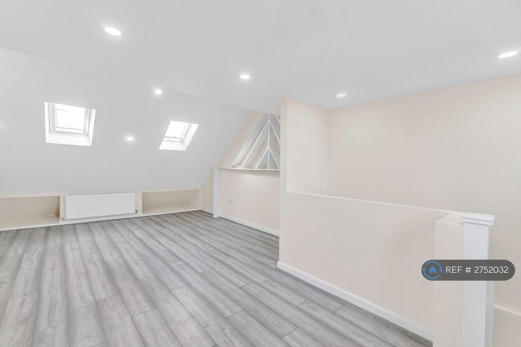 Loft Bedroom 3