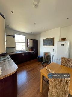 3 bedroom flat to rent, Brixton Road, London, SW9