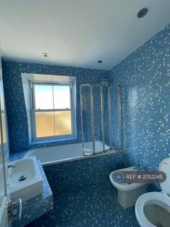 3 bedroom flat to rent, Brixton Road, London, SW9