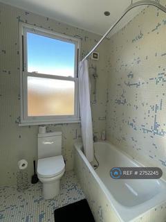 3 bedroom flat to rent, Brixton Road, London, SW9