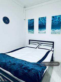 1 bedroom in a house share to rent - St. Johns Road, Dudley, DY2