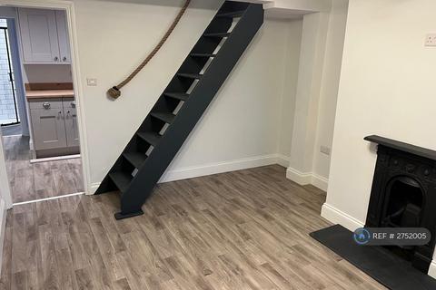 2 bedroom terraced house to rent - King Street, Cheltenham, GL50