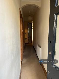 2 bedroom flat to rent, Howard Road, London, E17