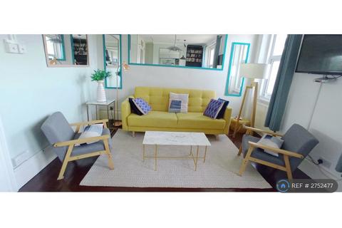 1 bedroom flat to rent, Talgarth Road, London, W14