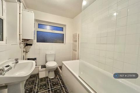 2 bedroom terraced house to rent, Alma Street, Sheerness, ME12