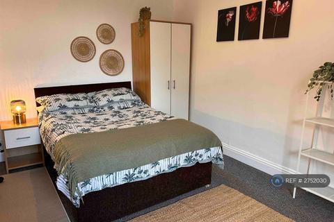 undefined, Manchester Road, Ashton-Under-Lyne, OL7