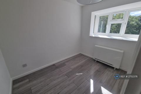 1 bedroom flat to rent, Redmayne Drive, Chelmsford, CM2