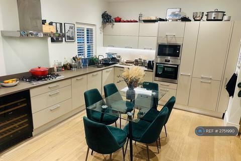 2 bedroom flat to rent, Sutherland Street, London, SW1V