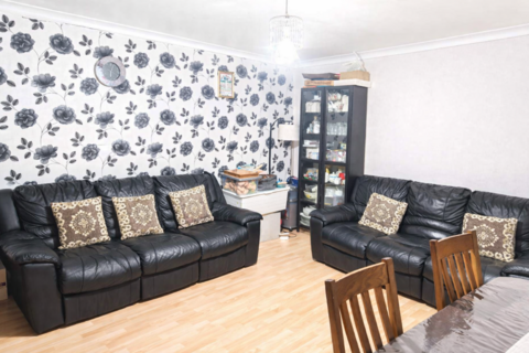 3 bedroom maisonette for sale, Hanworth House,John Ruskin Street
