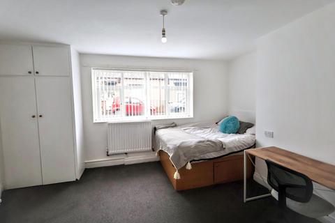 undefined, Room 2