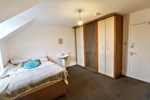 undefined, Room 3
