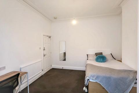 undefined, Room 4