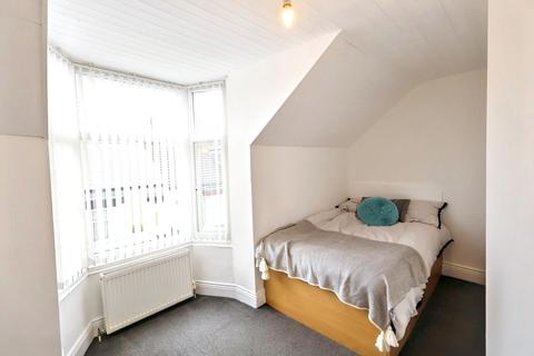 undefined, Room 4