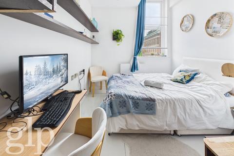 Studio to rent, Albany House, Bloomsbury, WC1H