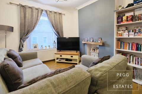 2 bedroom terraced house for sale, St. James Road, Torquay