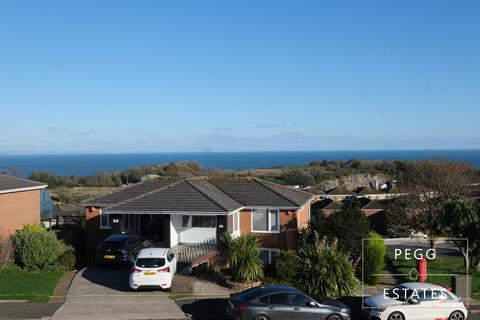 2 bedroom end of terrace house for sale, Lyme View Road, Torquay