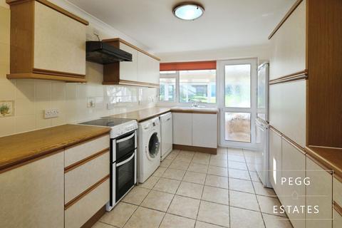 2 bedroom end of terrace house for sale, Lyme View Road, Torquay